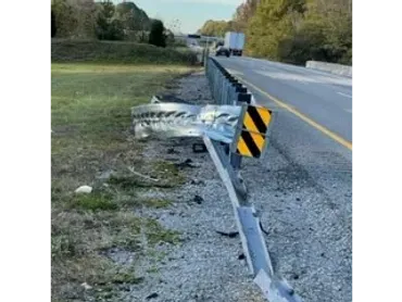 SGET End Terminal post-impact — Incident 5, photo 2