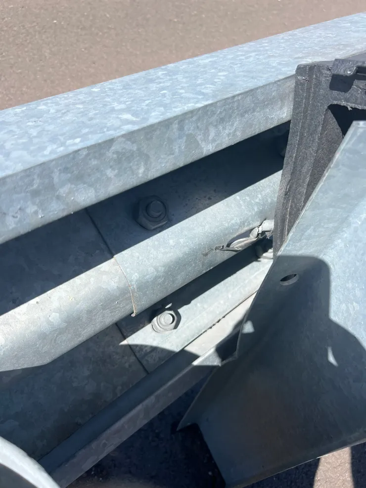 SGET End Terminal post-impact — Incident 1, photo 2