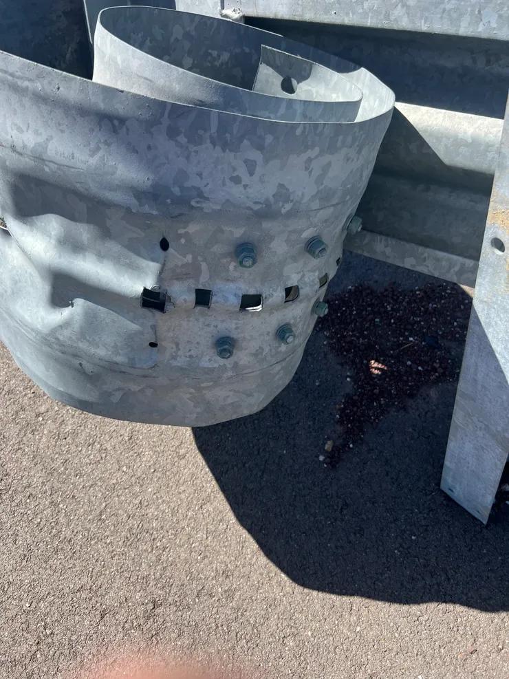 SGET End Terminal post-impact — Incident 1, photo 4