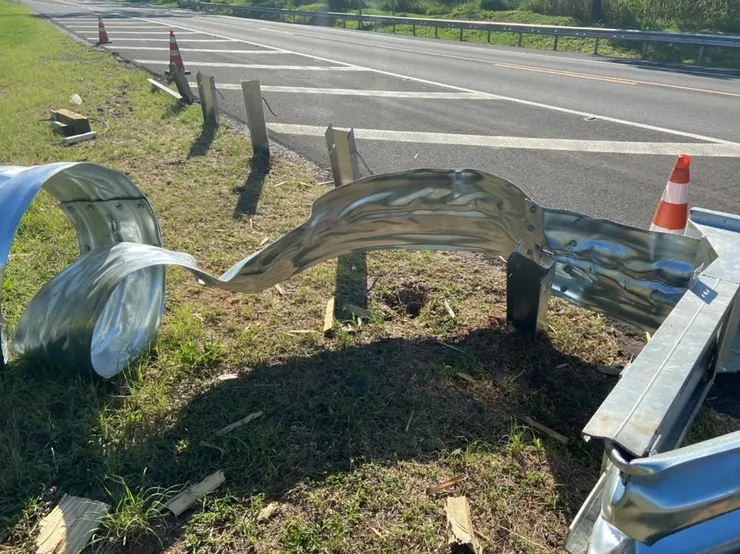 SGET End Terminal post-impact — Incident 2, photo 1